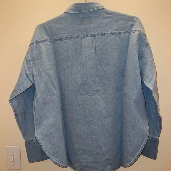 Disney Parks Winnie the Pooh Embroidered Denim Button Up Shirt 1X NWT - Picture 5 of 10